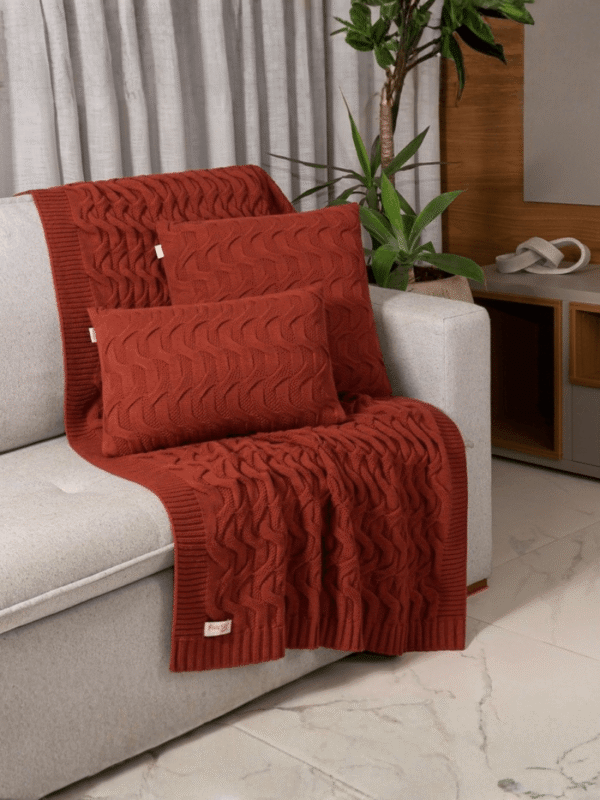 Kit Manta Sofa Quarto Sala Cama Decorativa Tricô + 2 Capas de Almofada Modelo Maldivas