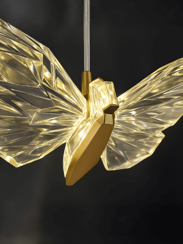 Luminária Pendente Lustre Borboleta de Luxo Cristal Dourada Moderna 3 Tons de Luz Bivolt